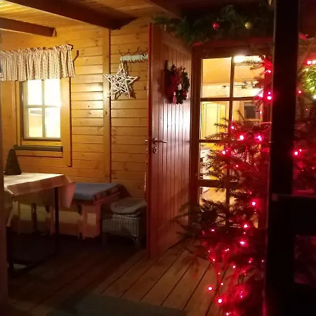 Na Skraju Wsi Dostep Do Jeziora Ublik Lodge