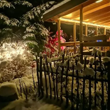 Na Skraju Wsi Dostep Do Jeziora Ublik Lodge *