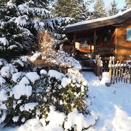 Na Skraju Wsi Dostep Do Jeziora Ublik Hytte *