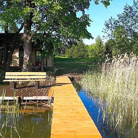Na Skraju Wsi Dostep Do Jeziora Ublik Lodge