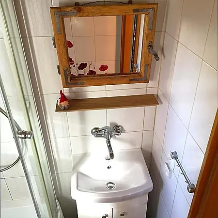 Na Skraju Wsi Dostep Do Jeziora Ublik